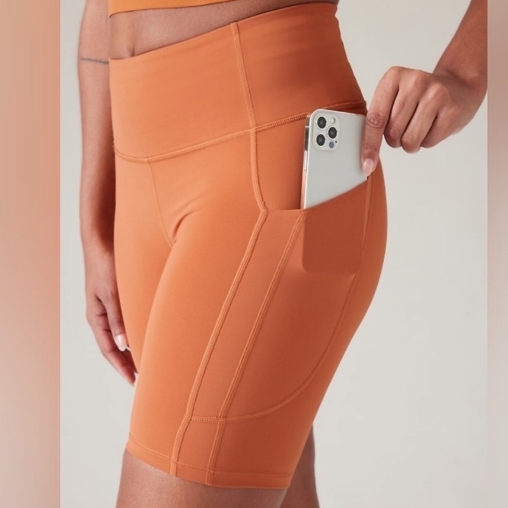 Athleta | Ultimate Stash 7" Terracotta Orange High Rise Biker Shorts,‎ Size S